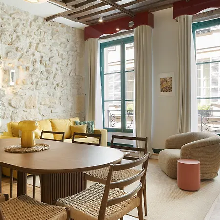 Collection Serviced In Notre Dame - Rue Savoie Appartement