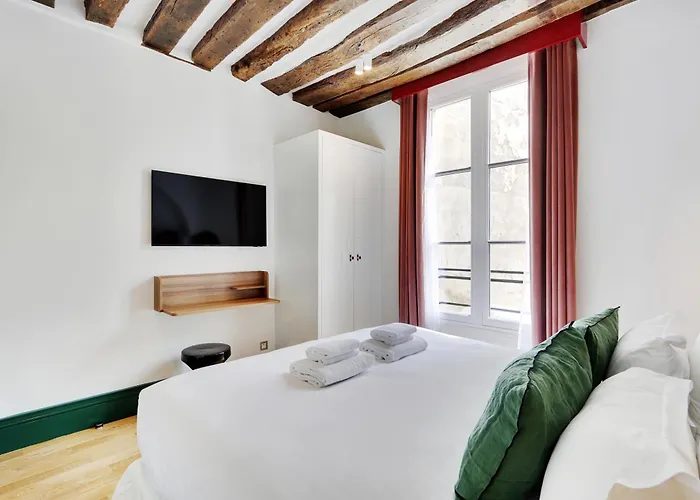 Collection Serviced In Notre Dame - Rue Savoie Apartament