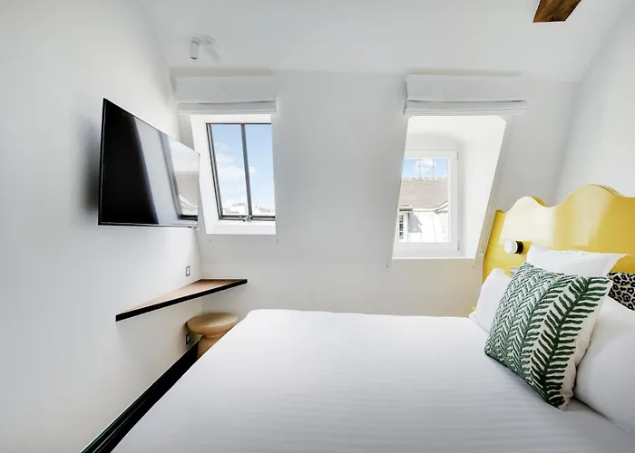 Collection Serviced In Notre Dame - Rue Savoie Apartament Paryż